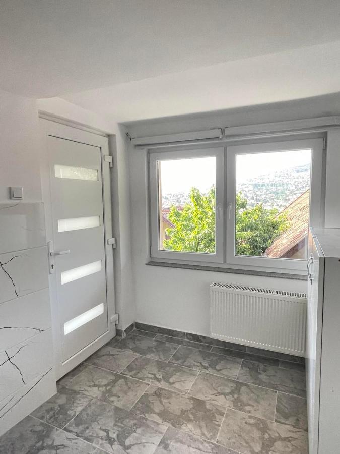 Ajla - Free Parking Apartment Sarajevo Luaran gambar