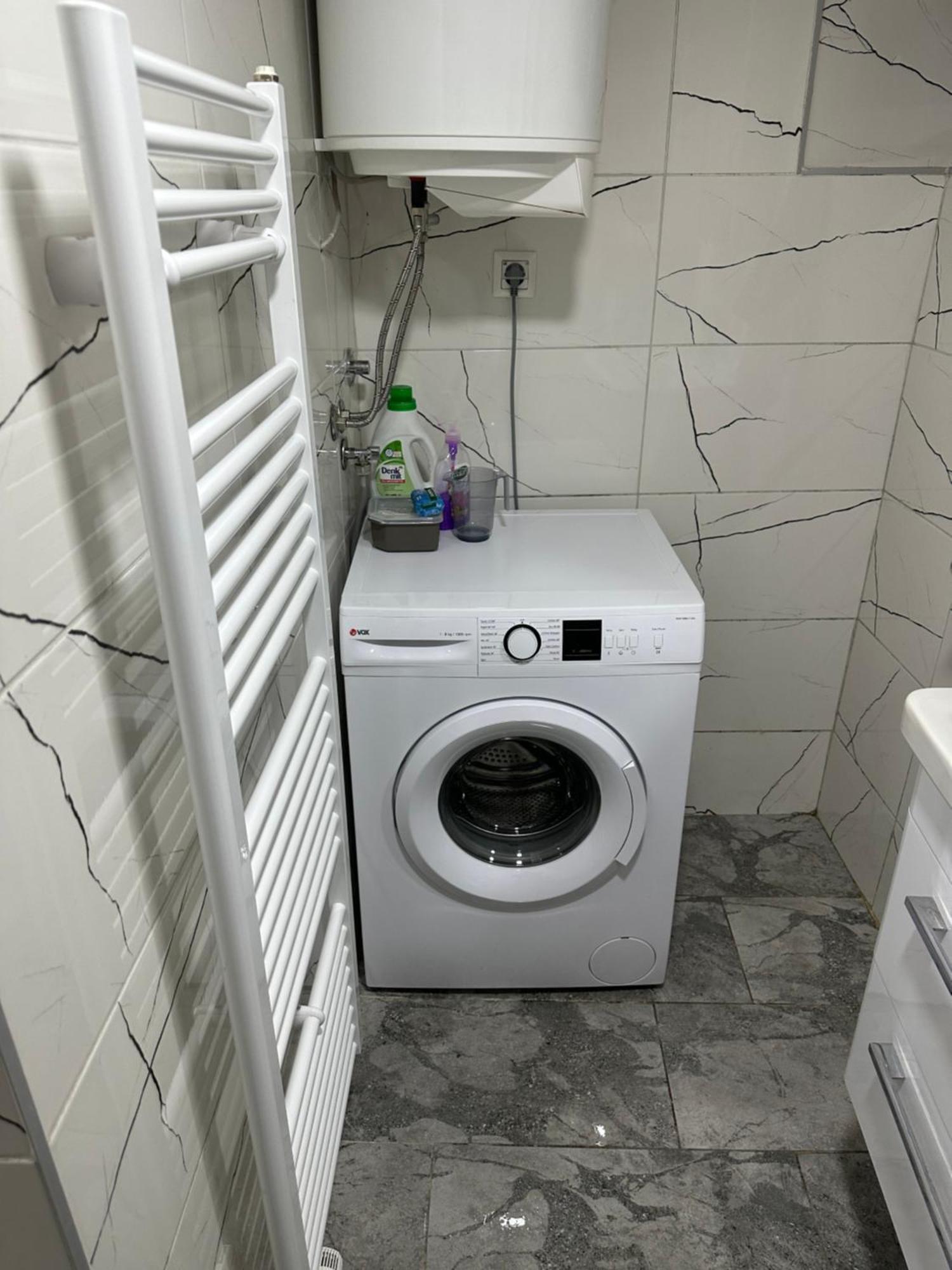 Ajla - Free Parking Apartment Sarajevo Luaran gambar